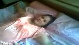 Пухлая жена раздвинула ноги перед мужем Screen №3