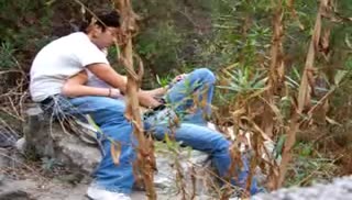 uz xxx Парочка спаривается на камне в лесу