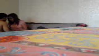 Азербайджанец дает за щеку девушке и сажает ее на кукан Screen №4