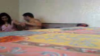 Азербайджанец дает за щеку девушке и сажает ее на кукан Screen №5