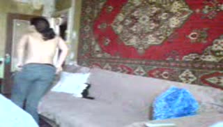 Чувак со своей любовницей забыли выключить камеру Screen №1