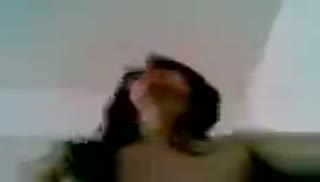 Робкая девочка ерзает верхом на члене от первого лица Screen №6