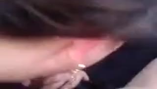 Чика делает отсос перед камерой мобилки Screen №8