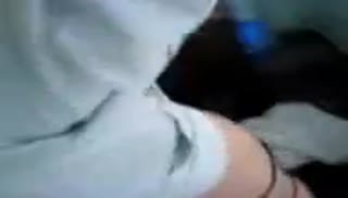 Кавказская деваха хвастает попкой в эротичных трусиках Screen №3