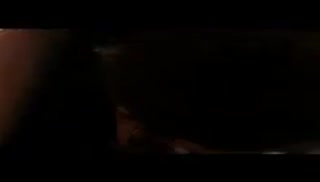 Брюнетка старательно делает минет от первого лица Screen №7