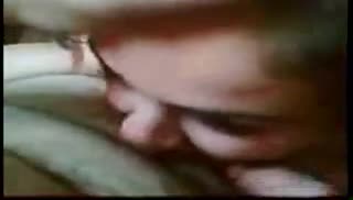 Кавказец прет любовницу перед камерой телефона Screen №6