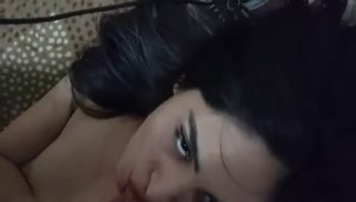 Надрочила мужику член и получила камшот Screen №3