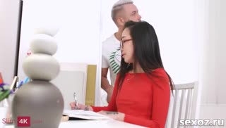 Паренек приласкал красивую казашку перепихнуться Screen №1