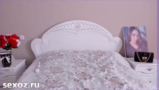 Девочка с большой задницей снимает соло видео Screen №1