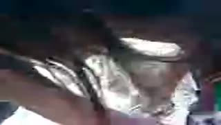 Киргиз усердно жарит бабенку на улице Screen №7