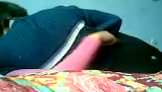 uz xxx Молодая парочка решила поснимать домашку