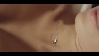 Красивая киргизка показывает идеальное тело Screen №1