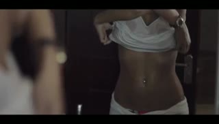 Красивая киргизка показывает идеальное тело Screen №8