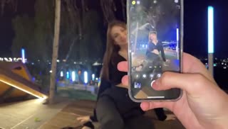 Привез молодую чику в гости и сразу перешел к делу Screen №1