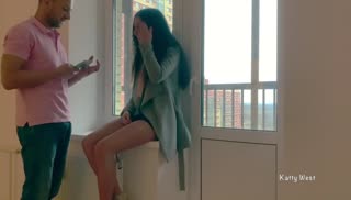 uz xxx Чувак привел доверчивую девушку к себе трахаться