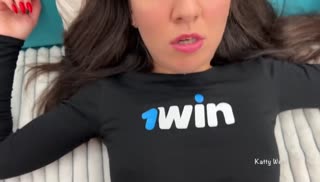 Девушка из кафешки оказалась пошлой шлюшкой Screen №3