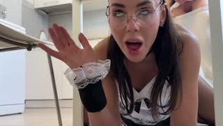 uz xxx Жена одела для своего мужа секс наряд горничной